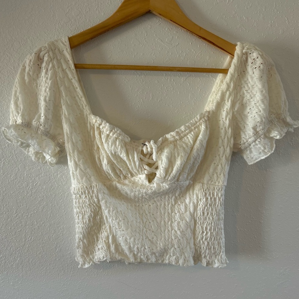 White Smocked Lace Up Crop Top Milkmaid Urban Romantics M Ruffle Puff Sleeve